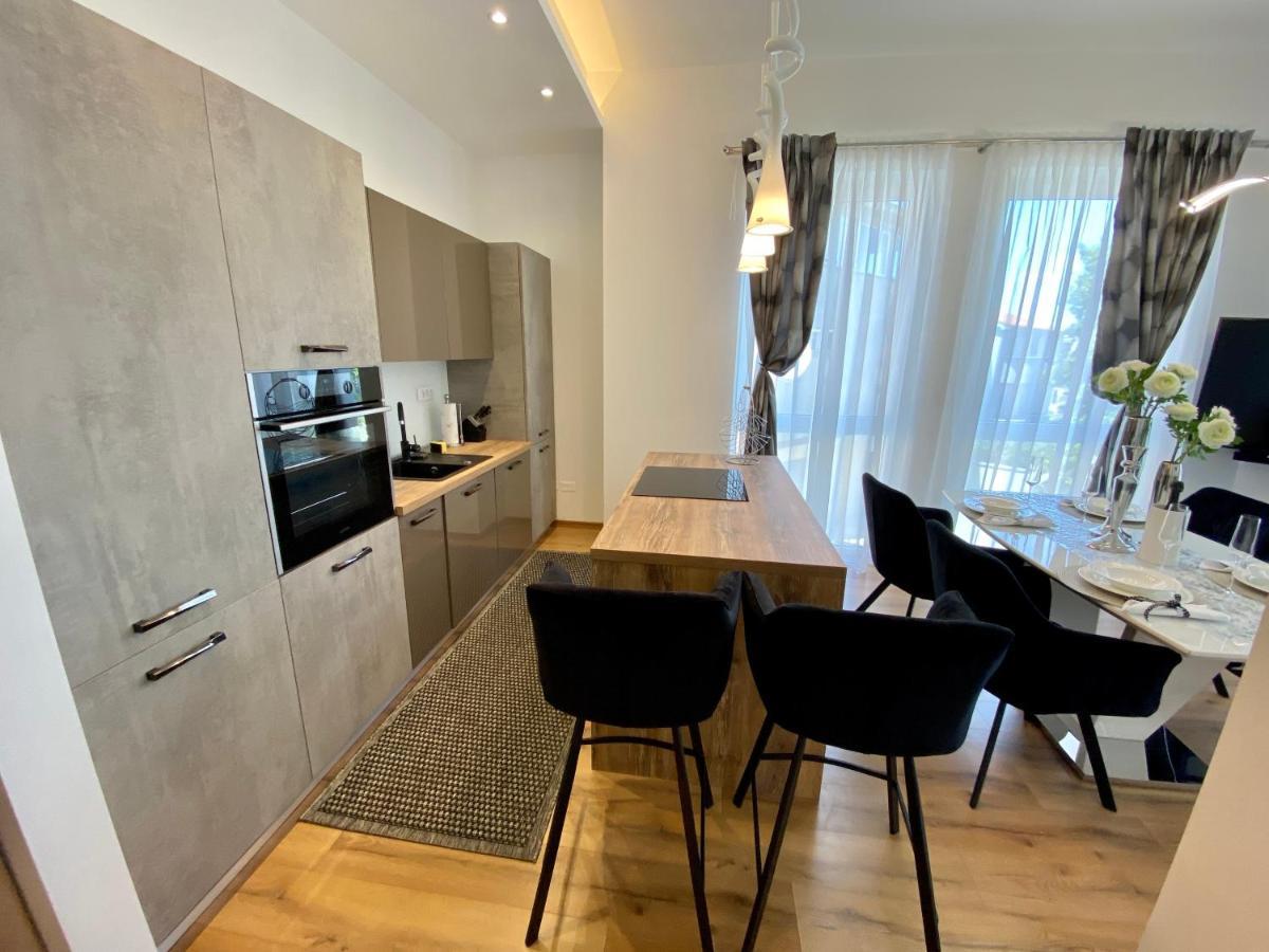 Apartman Sogni D'Oro Lägenhet Pula Exteriör bild
