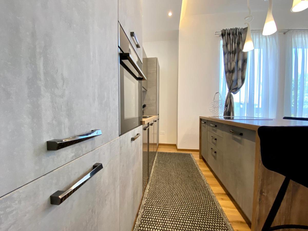 Apartman Sogni D'Oro Lägenhet Pula Exteriör bild