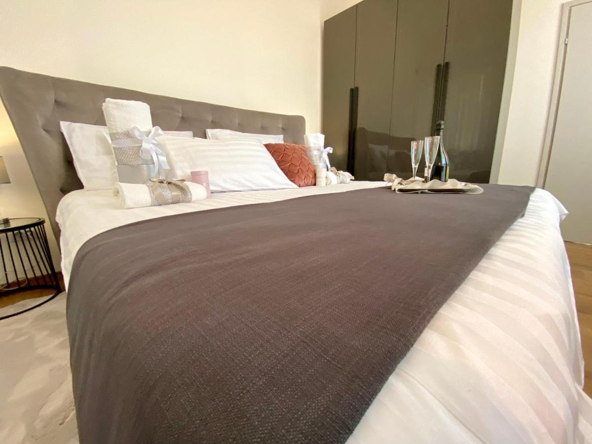 Apartman Sogni D'Oro Lägenhet Pula Exteriör bild